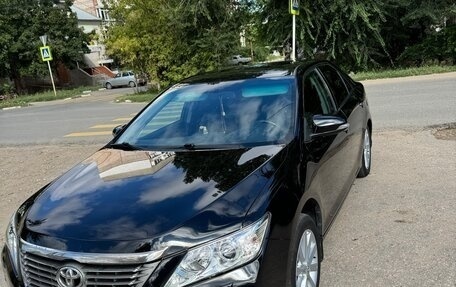 Toyota Camry, 2014 год, 1 650 000 рублей, 10 фотография