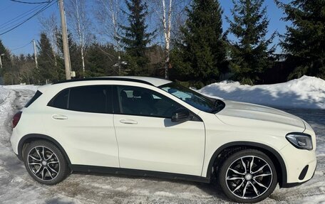 Mercedes-Benz GLA, 2017 год, 2 345 000 рублей, 3 фотография