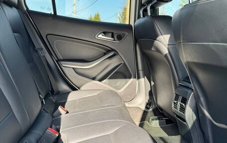 Mercedes-Benz GLA, 2017 год, 2 345 000 рублей, 12 фотография