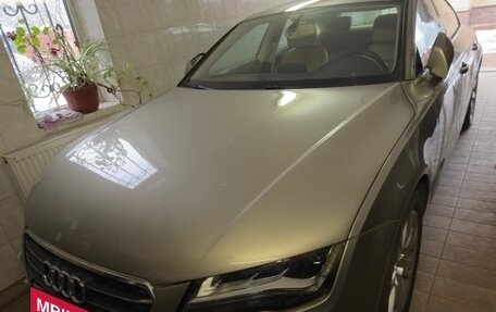 Audi A7, 2010 год, 2 400 000 рублей, 15 фотография