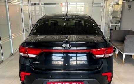 KIA Rio IV, 2018 год, 1 530 000 рублей, 3 фотография