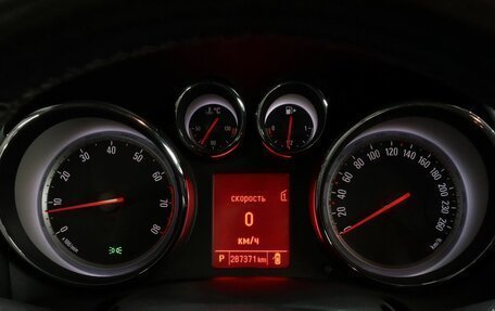 Opel Astra J, 2013 год, 745 000 рублей, 16 фотография