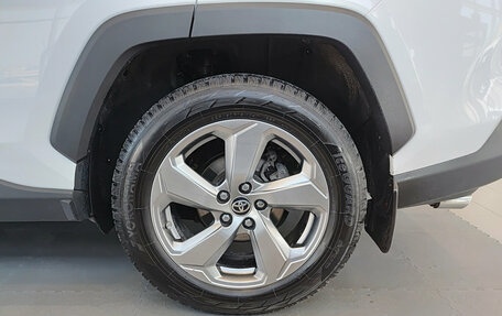 Toyota RAV4, 2020 год, 3 290 000 рублей, 22 фотография