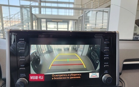 Toyota RAV4, 2020 год, 3 290 000 рублей, 24 фотография