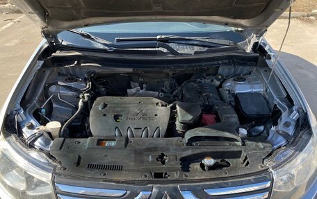 Mitsubishi Outlander III рестайлинг 3, 2012 год, 870 000 рублей, 9 фотография