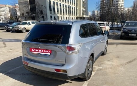 Mitsubishi Outlander III рестайлинг 3, 2012 год, 870 000 рублей, 3 фотография