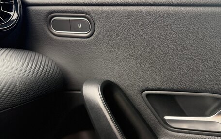 Mercedes-Benz A-Класс, 2019 год, 1 690 000 рублей, 9 фотография
