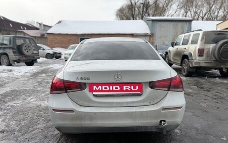 Mercedes-Benz A-Класс, 2019 год, 1 690 000 рублей, 3 фотография