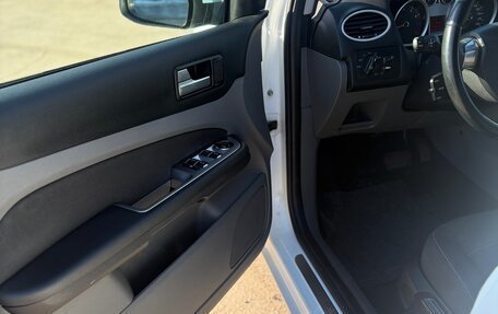 Ford Focus II рестайлинг, 2010 год, 700 000 рублей, 5 фотография