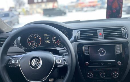 Volkswagen Jetta VI, 2011 год, 1 350 000 рублей, 20 фотография