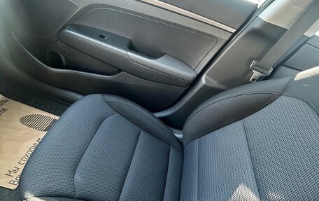 Hyundai Elantra VI рестайлинг, 2017 год, 1 415 000 рублей, 15 фотография