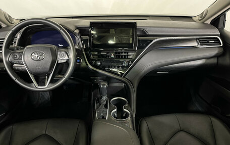 Toyota Camry, 2023 год, 3 850 000 рублей, 12 фотография