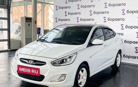 Hyundai Solaris II рестайлинг, 2014 год, 865 000 рублей, 2 фотография
