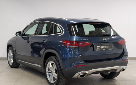 Mercedes-Benz GLA, 2020 год, 3 260 000 рублей, 5 фотография