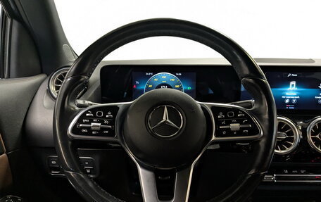 Mercedes-Benz GLA, 2020 год, 3 260 000 рублей, 25 фотография