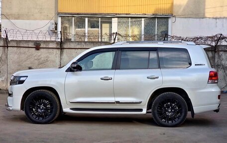 Toyota Land Cruiser 200, 2017 год, 5 500 000 рублей, 4 фотография