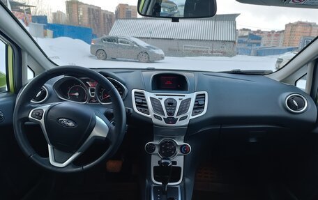 Ford Fiesta, 2011 год, 850 000 рублей, 10 фотография