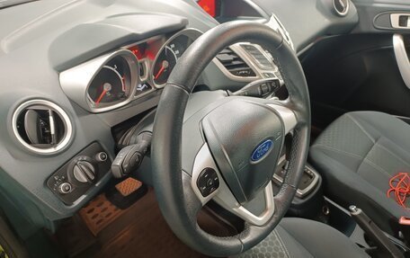 Ford Fiesta, 2011 год, 850 000 рублей, 25 фотография