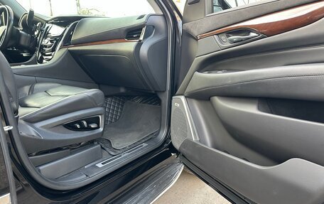 Cadillac Escalade IV, 2020 год, 6 350 000 рублей, 5 фотография