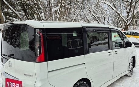 Honda Stepwgn IV, 2019 год, 2 350 000 рублей, 5 фотография