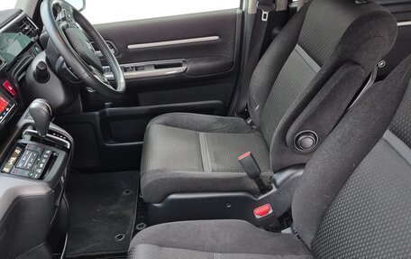 Honda Stepwgn IV, 2019 год, 2 350 000 рублей, 19 фотография