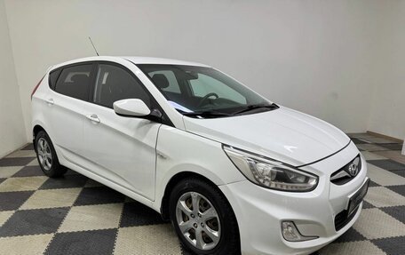 Hyundai Solaris II рестайлинг, 2014 год, 760 000 рублей, 3 фотография
