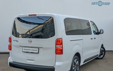 Opel Zafira Life I, 2022 год, 3 630 000 рублей, 5 фотография