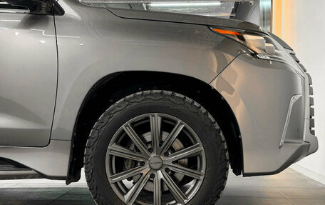 Lexus LX III, 2017 год, 7 300 000 рублей, 28 фотография