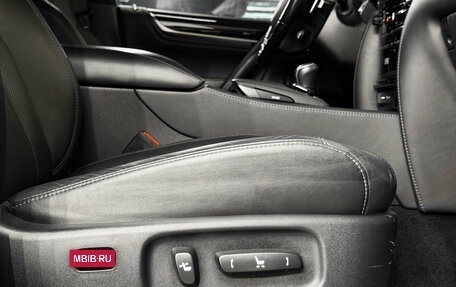 Lexus LX III, 2017 год, 7 300 000 рублей, 19 фотография