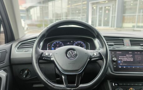 Volkswagen Tiguan II, 2019 год, 2 085 000 рублей, 16 фотография