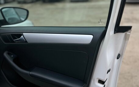 Volkswagen Jetta VI, 2013 год, 930 000 рублей, 4 фотография