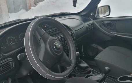 Chevrolet Niva I рестайлинг, 2019 год, 750 000 рублей, 5 фотография