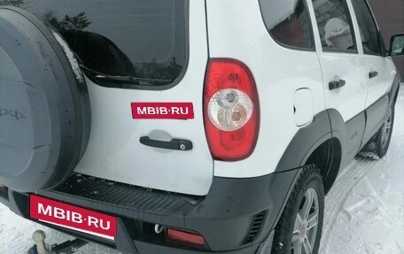 Chevrolet Niva I рестайлинг, 2019 год, 750 000 рублей, 9 фотография