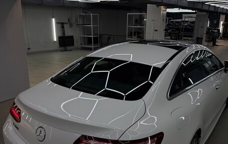 Mercedes-Benz E-Класс, 2018 год, 5 200 000 рублей, 7 фотография