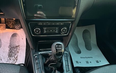 Skoda Superb III рестайлинг, 2008 год, 790 000 рублей, 13 фотография