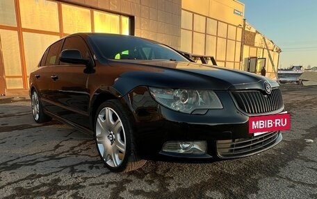 Skoda Superb III рестайлинг, 2008 год, 790 000 рублей, 4 фотография