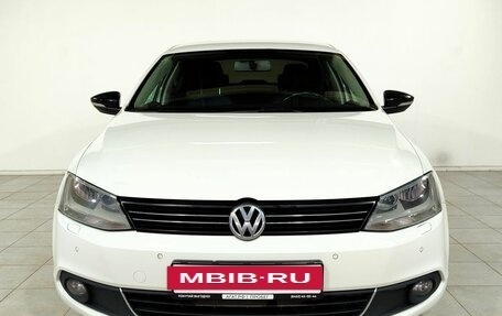 Volkswagen Jetta VI, 2013 год, 1 127 000 рублей, 2 фотография