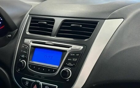 Hyundai Solaris II рестайлинг, 2011 год, 949 900 рублей, 8 фотография