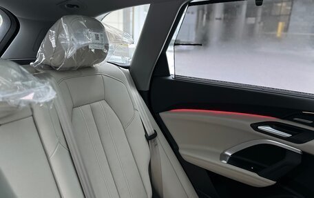 Audi Q5, 2025 год, 8 700 000 рублей, 17 фотография