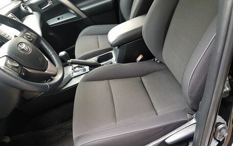 Toyota RAV4, 2017 год, 2 395 000 рублей, 15 фотография