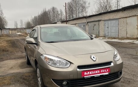 Renault Fluence I, 2011 год, 685 000 рублей, 2 фотография