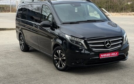 Mercedes-Benz V-Класс, 2017 год, 3 750 000 рублей, 1 фотография