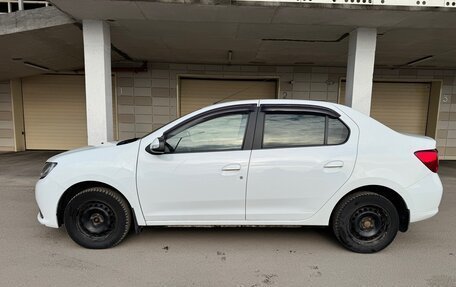 Renault Logan II, 2017 год, 800 000 рублей, 4 фотография