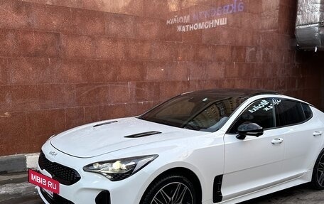 KIA Stinger I, 2022 год, 3 950 000 рублей, 8 фотография