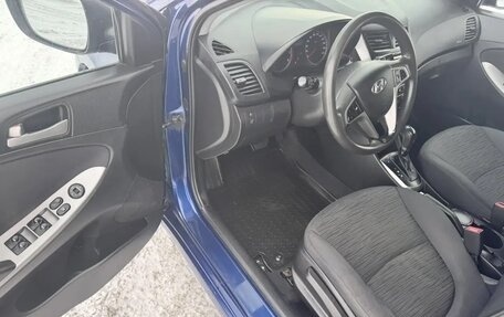Hyundai Solaris II рестайлинг, 2015 год, 730 000 рублей, 5 фотография