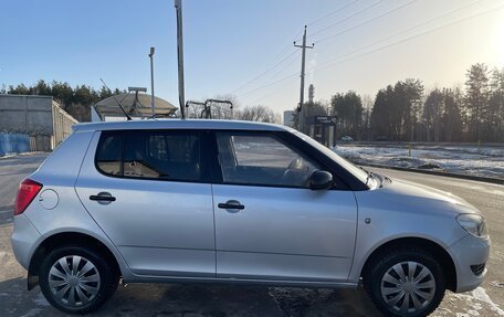 Skoda Fabia II, 2010 год, 404 000 рублей, 2 фотография