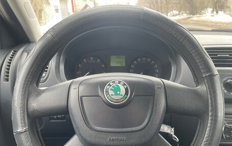 Skoda Fabia II, 2010 год, 404 000 рублей, 18 фотография