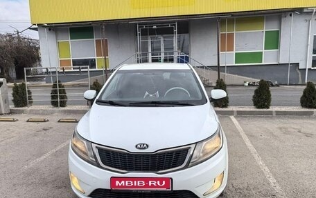 KIA Rio III рестайлинг, 2014 год, 750 000 рублей, 2 фотография