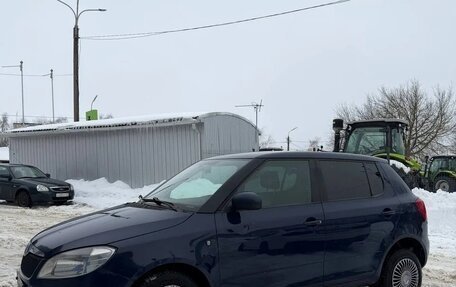 Skoda Fabia II, 2012 год, 400 000 рублей, 3 фотография