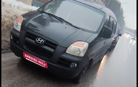 Hyundai Starex I рестайлинг, 2005 год, 440 000 рублей, 4 фотография